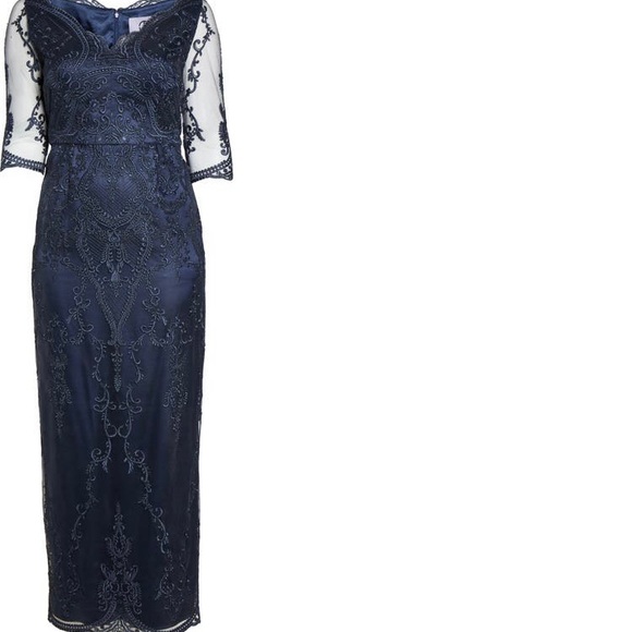 NWT JS Collection Scallop V Neck Embroidered Mesh Gown Size 16W - Picture 5 of 10